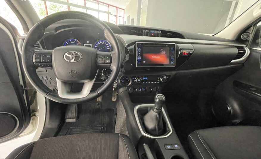 Toyota Hilux 2.4 D-4D Double Cab – Active