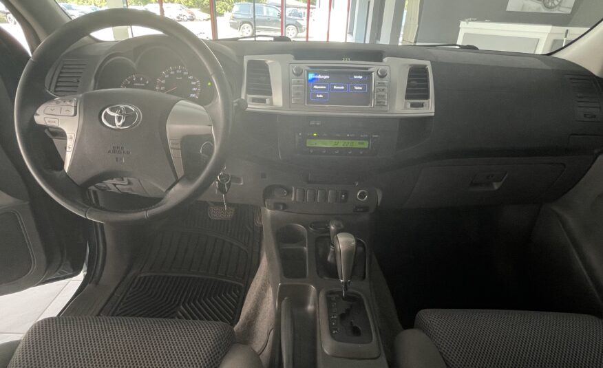 Toyota Hilux 3.0 D-4D- Double Cab – 5AT – SOL
