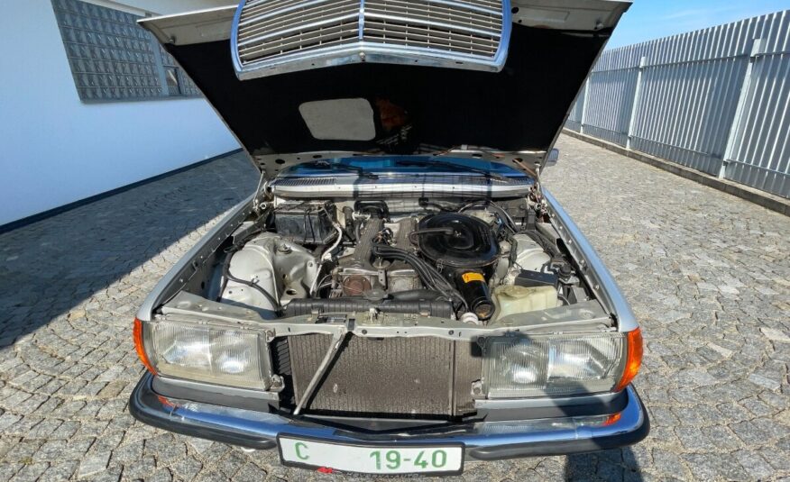 Mercedes-Benz W123 280CE