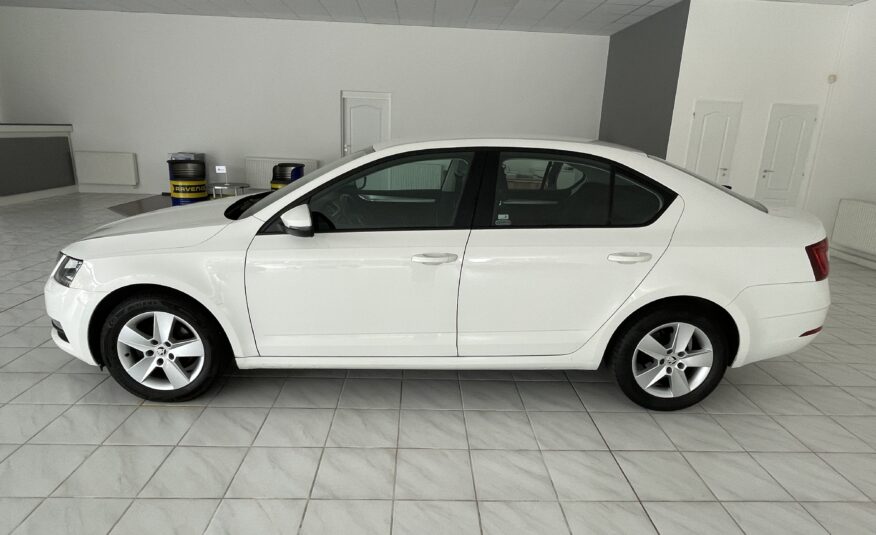 Škoda Octavia 1.6 TDI –  Ambition – LED Paket