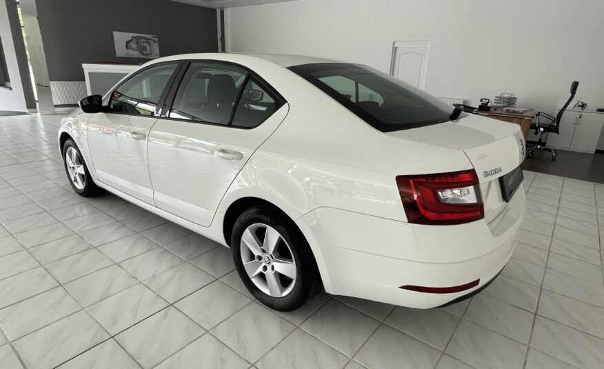 Škoda Octavia 1.6 TDI –  Ambition – LED Paket