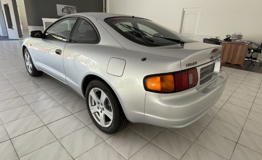 Toyota Celica 1.8 benzin, 85 kW, 1999, stav nového vozu!