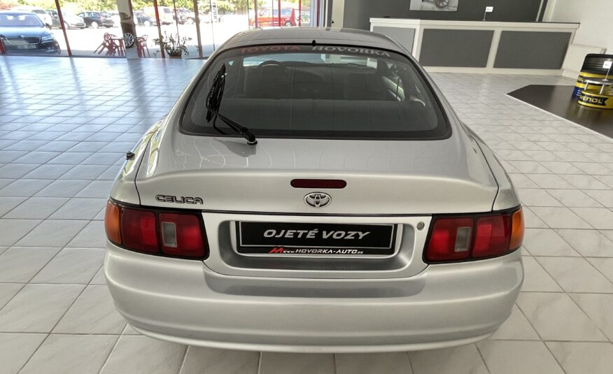 Toyota Celica 1.8 benzin, 85 kW, 1999, stav nového vozu!