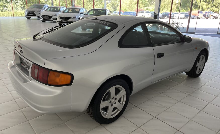 Toyota Celica 1.8 benzin, 85 kW, 1999, stav nového vozu!