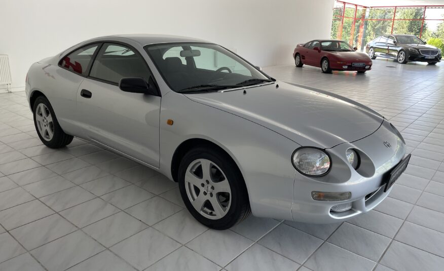 Toyota Celica 1.8 benzin, 85 kW, 1999, stav nového vozu!