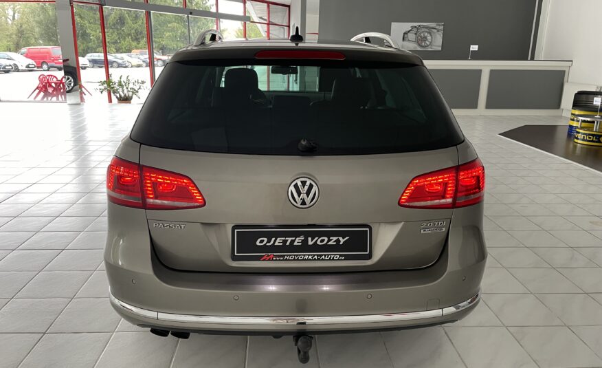 VW Passat kombi 2.0 TDI DSG 103 KW 2014