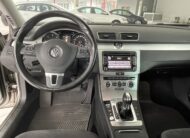 VW Passat kombi 2.0 TDI DSG 103 KW 2014